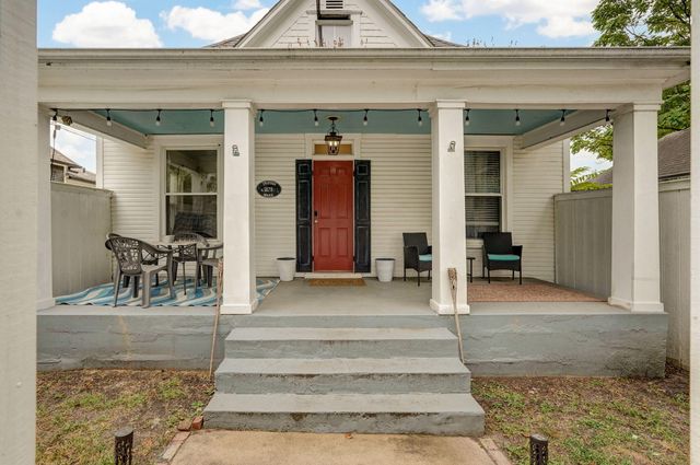 630 S Market Avenue, Springfield, MO 65806