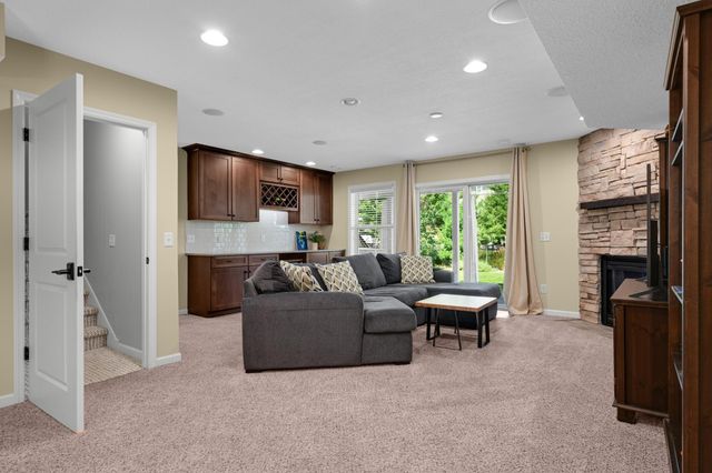 4571 168th Street W, Lakeville, MN 55044