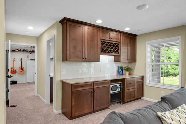 4571 168th Street W, Lakeville, MN 55044