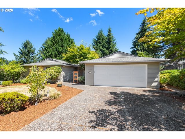 1935 HILLHOUSE Dr, West Linn, OR 97068