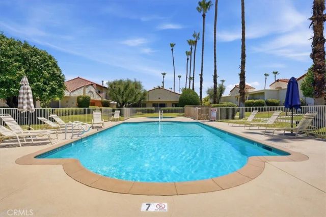 1833 S Araby 16, Palm Springs, CA 92264