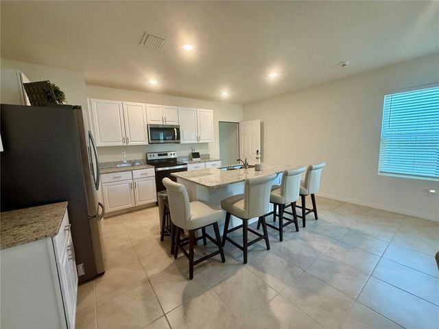 463 LIU LANE, Deland, FL 32724