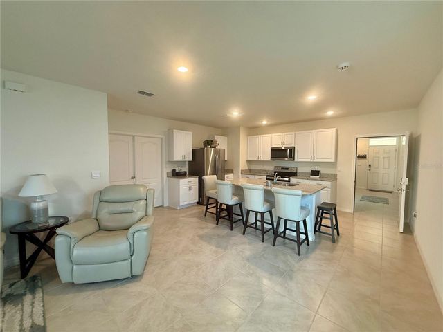 463 LIU LANE, Deland, FL 32724