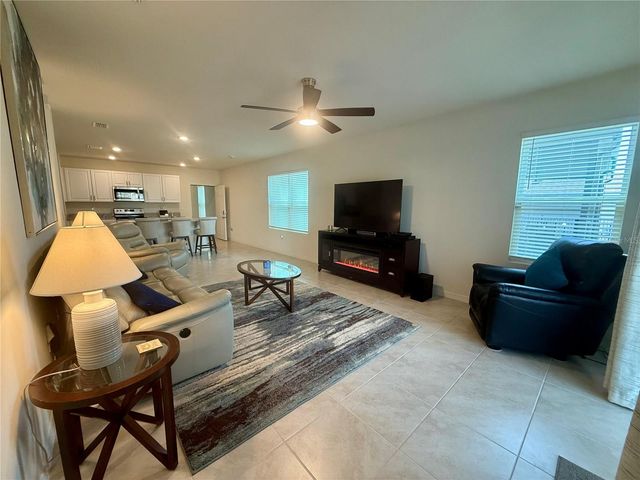 463 LIU LANE, Deland, FL 32724