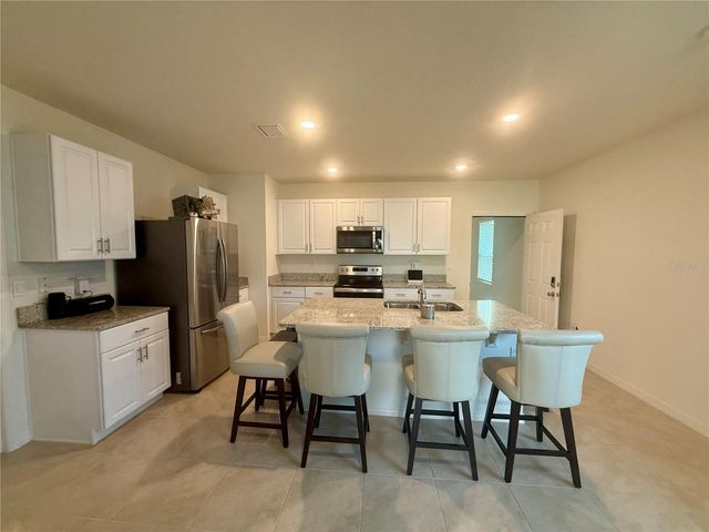 463 LIU LANE, Deland, FL 32724