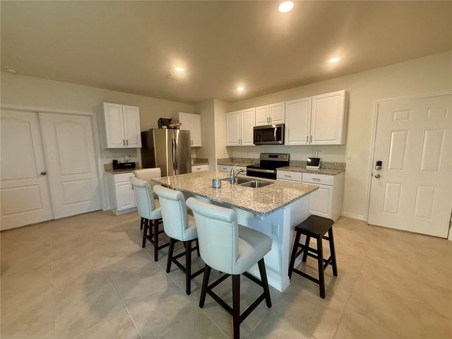 463 LIU LANE, Deland, FL 32724