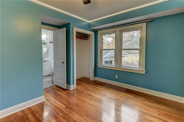 10401 E 70th Terrace, Raytown, MO 64133