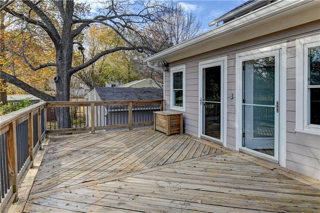 10401 E 70th Terrace, Raytown, MO 64133