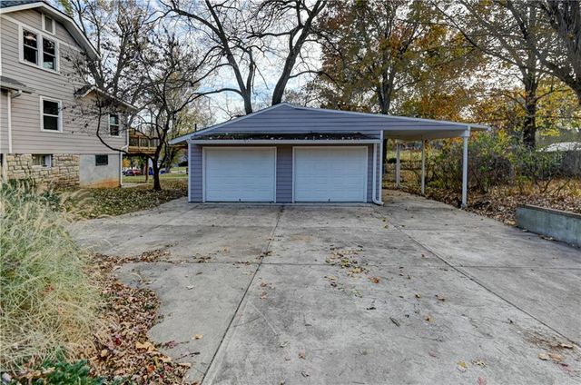 10401 E 70th Terrace, Raytown, MO 64133