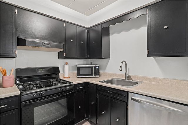 5 Bayard Rd 207, Shadyside, PA 15213