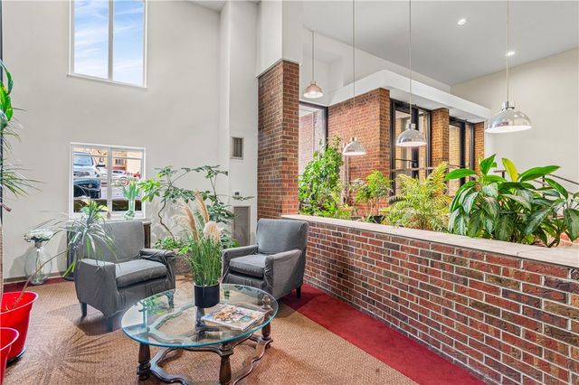 5 Bayard Rd 207, Shadyside, PA 15213
