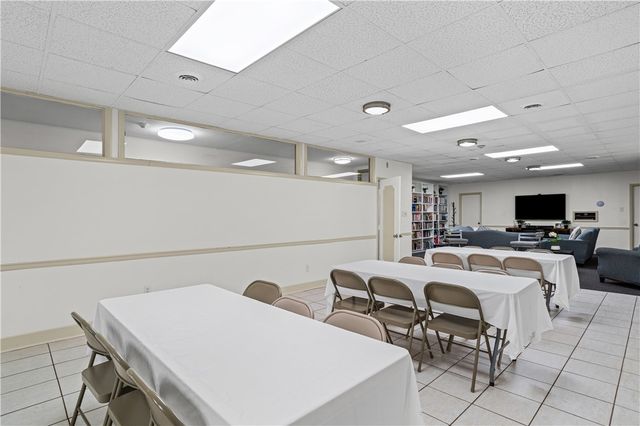 5 Bayard Rd 207, Shadyside, PA 15213