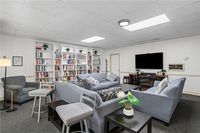 5 Bayard Rd 207, Shadyside, PA 15213