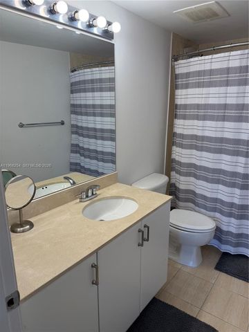 1750 N Bayshore Dr 5114, Miami, FL 33132