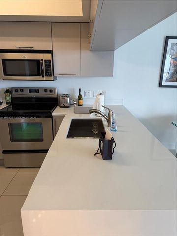 1750 N Bayshore Dr 5114, Miami, FL 33132