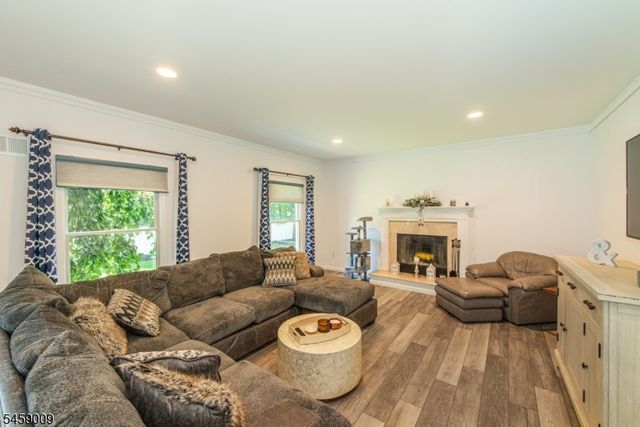 198 Boulevard, Pequannock Twp., NJ 07444