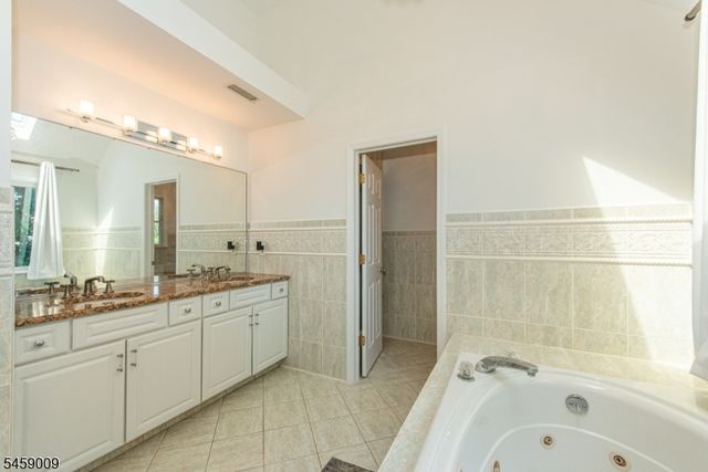 198 Boulevard, Pequannock Twp., NJ 07444