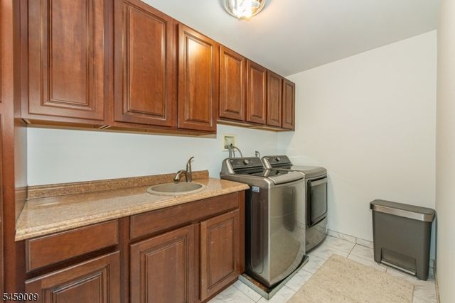 198 Boulevard, Pequannock Twp., NJ 07444