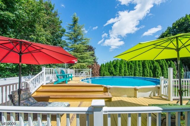198 Boulevard, Pequannock Twp., NJ 07444