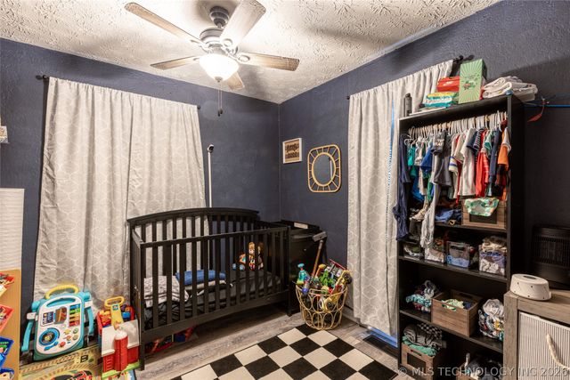 310 N Sawyer Street, Pryor, OK 74361