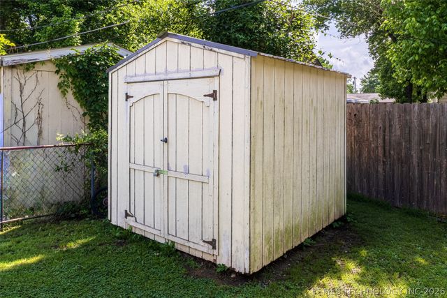 310 N Sawyer Street, Pryor, OK 74361