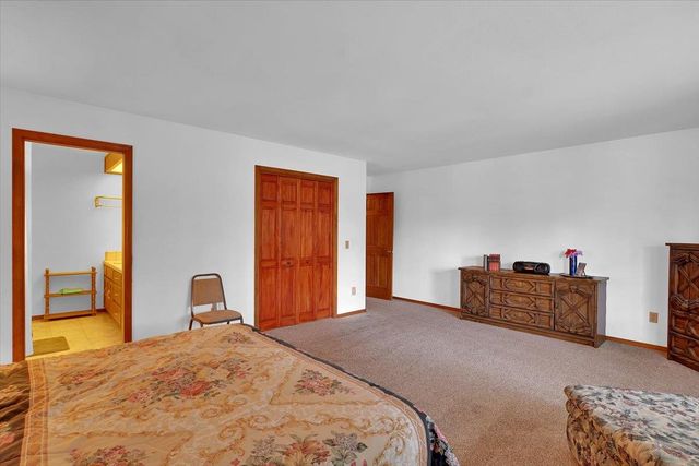 18370 Jayhawk Dr, Penn Valley, CA 95946