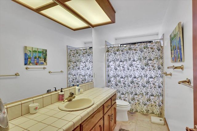 18370 Jayhawk Dr, Penn Valley, CA 95946