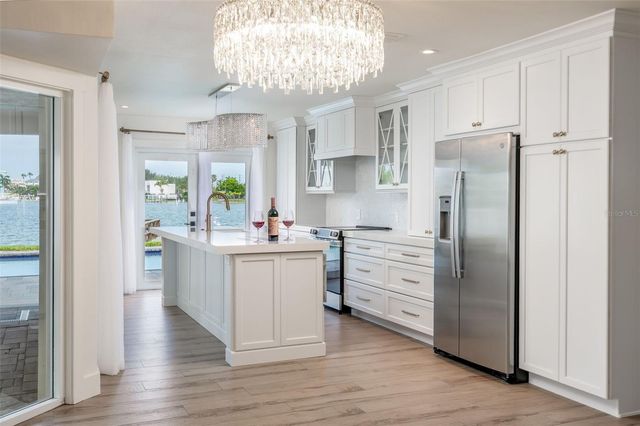 10350 PARADISE BOULEVARD, Treasure Island, FL 33706