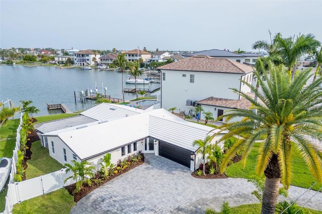 10350 PARADISE BOULEVARD, Treasure Island, FL 33706