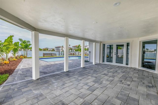 10350 PARADISE BOULEVARD, Treasure Island, FL 33706