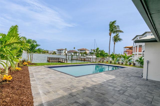 10350 PARADISE BOULEVARD, Treasure Island, FL 33706