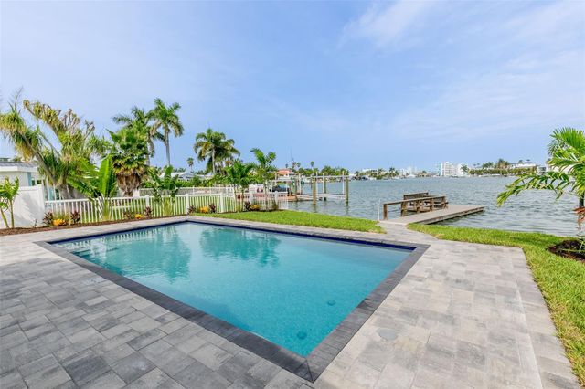 10350 PARADISE BOULEVARD, Treasure Island, FL 33706