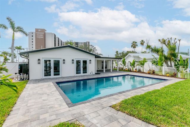 10350 PARADISE BOULEVARD, Treasure Island, FL 33706
