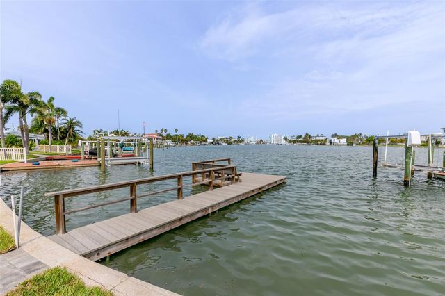 10350 PARADISE BOULEVARD, Treasure Island, FL 33706