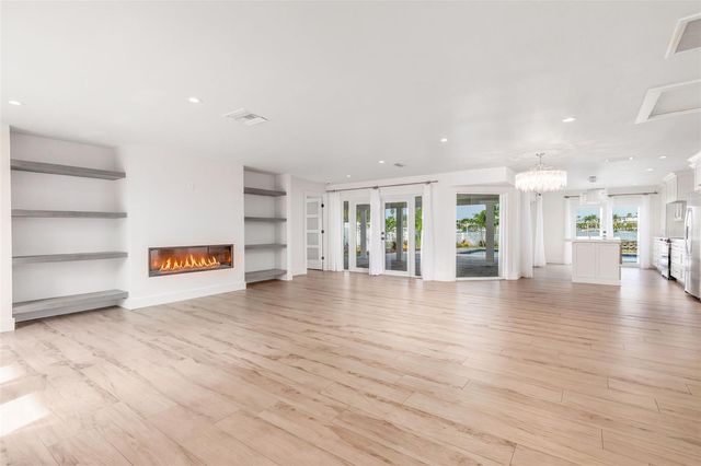 10350 PARADISE BOULEVARD, Treasure Island, FL 33706