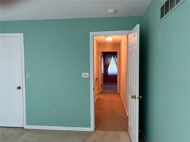 493 Cannongate Dr, Monroeville, PA 15146