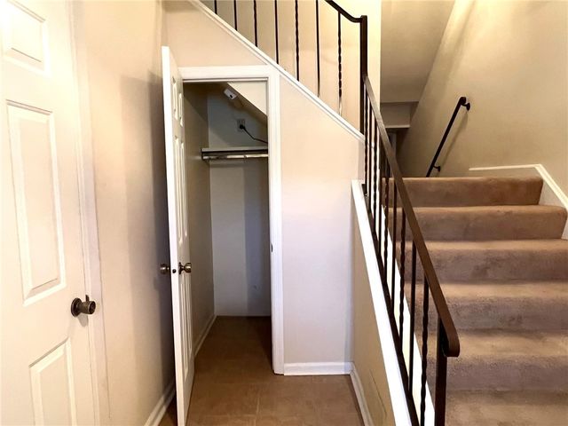493 Cannongate Dr, Monroeville, PA 15146