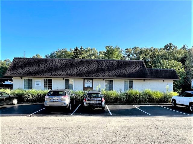 493 Cannongate Dr, Monroeville, PA 15146