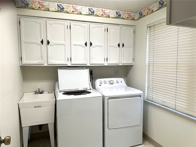 493 Cannongate Dr, Monroeville, PA 15146