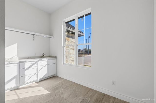 21592 Breedlove Street, Harlingen, TX 78550