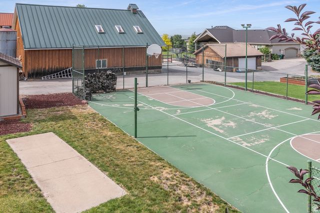 1148 E RAYMOND RD, Fruit Heights, UT 84037