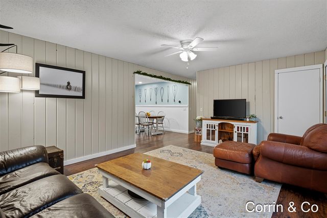 12478 N Cedar Drive, Grand Haven, MI 49417