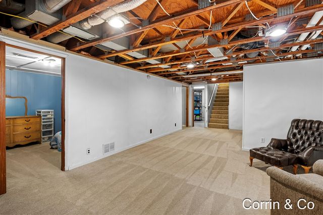 12478 N Cedar Drive, Grand Haven, MI 49417