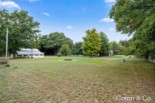 12478 N Cedar Drive, Grand Haven, MI 49417