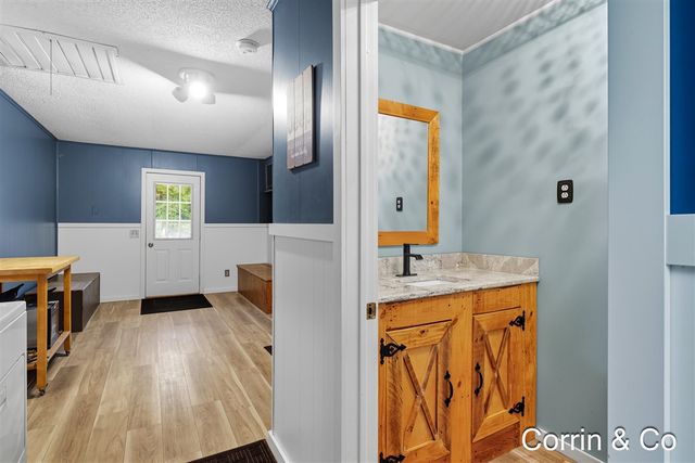 12478 N Cedar Drive, Grand Haven, MI 49417