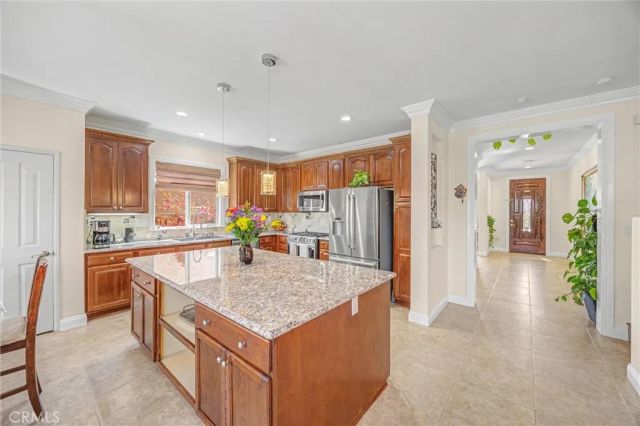 14068 Gold Street, Hesperia, CA 92344