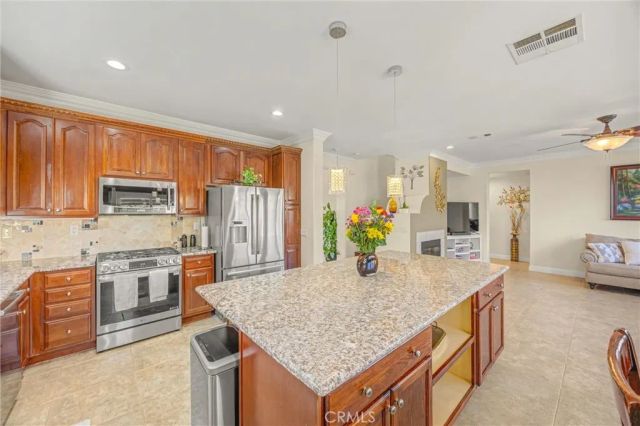 14068 Gold Street, Hesperia, CA 92344