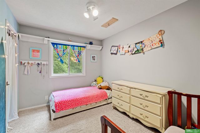 2520 S 8th Street, Omaha, NE 68108