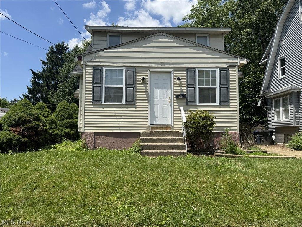 844 Ardella Avenue, Akron, OH 44306