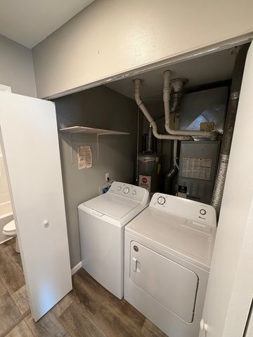 3102 W John Street, Champaign, IL 61821